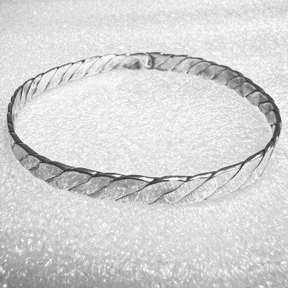 Mexico Sterling Silver Twisted Rope Bangle Bracelet Size 7.75 0.25" wide 13.8g - Picture 1 of 7